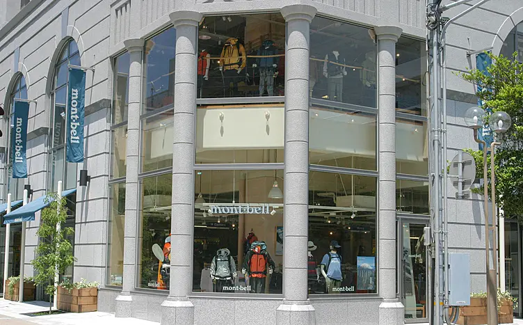 Kobe Sannomiya Store Storefront