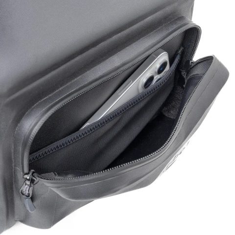 Dry Handlebar Bag 8