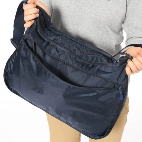 Light Weight Shoulder Bag M